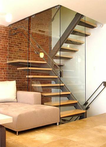 escada-moderna-em-madeira