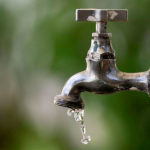 O Desafio dos Vazamentos: Como Eles Aumentam Sua Conta de Água